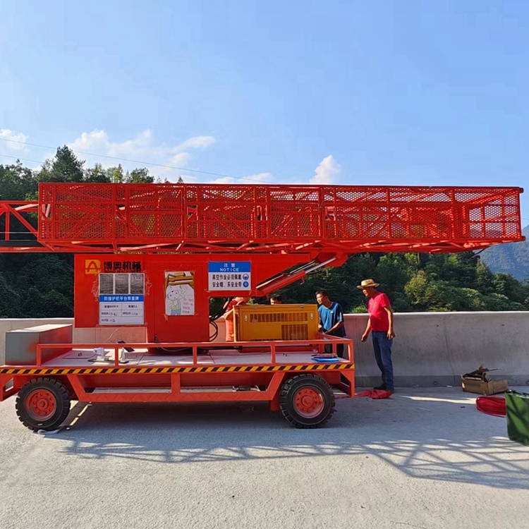 液壓(ya)橋梁落(luo)水管安(an)裝施工(gōng)設備功(gong)能齊全(quan)