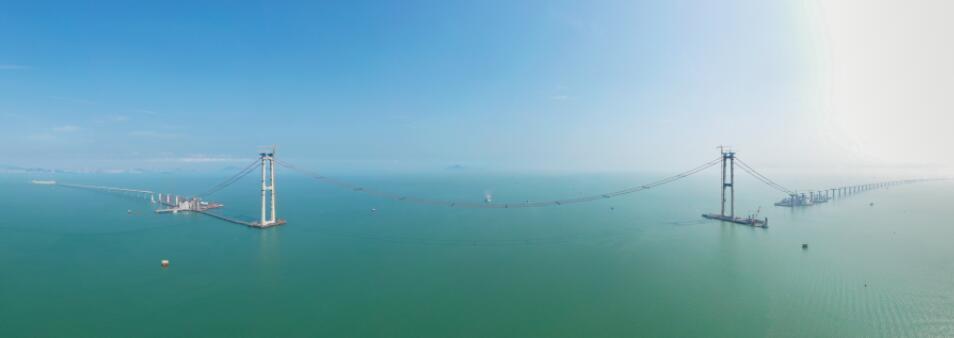 世界上海(hǎi)中最高的(de)貓道深中(zhong)通道伶仃(ding)洋大橋貓(māo)道貫通