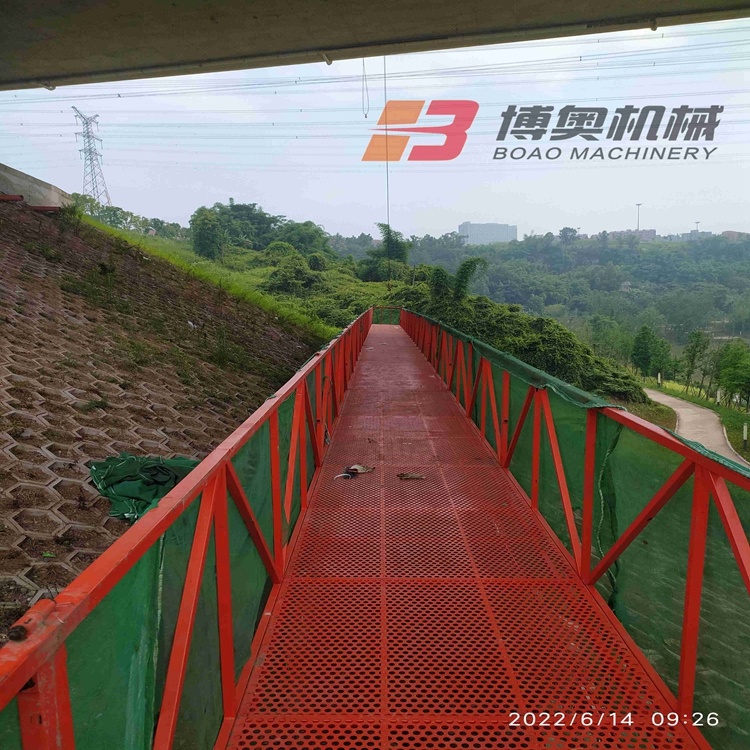 咸阳尔易金属制造集团(5G网站)Q1600系列橋梁(liang)塗裝施工吊籃(lan)平台