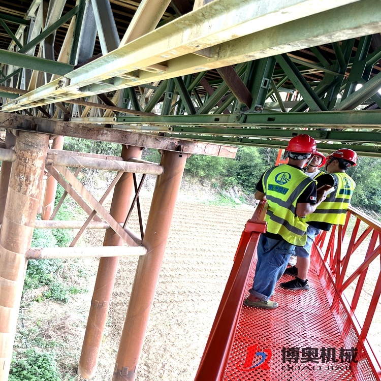Q13M吊籃式橋(qiáo)梁檢測移動平台(tái)