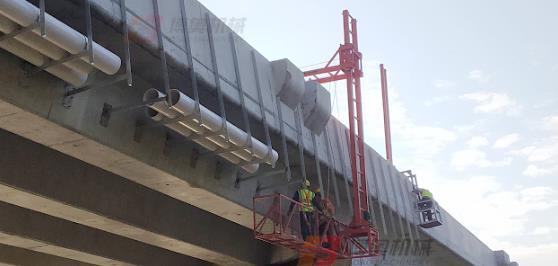 橋梁排水管安裝(zhuāng)車調試